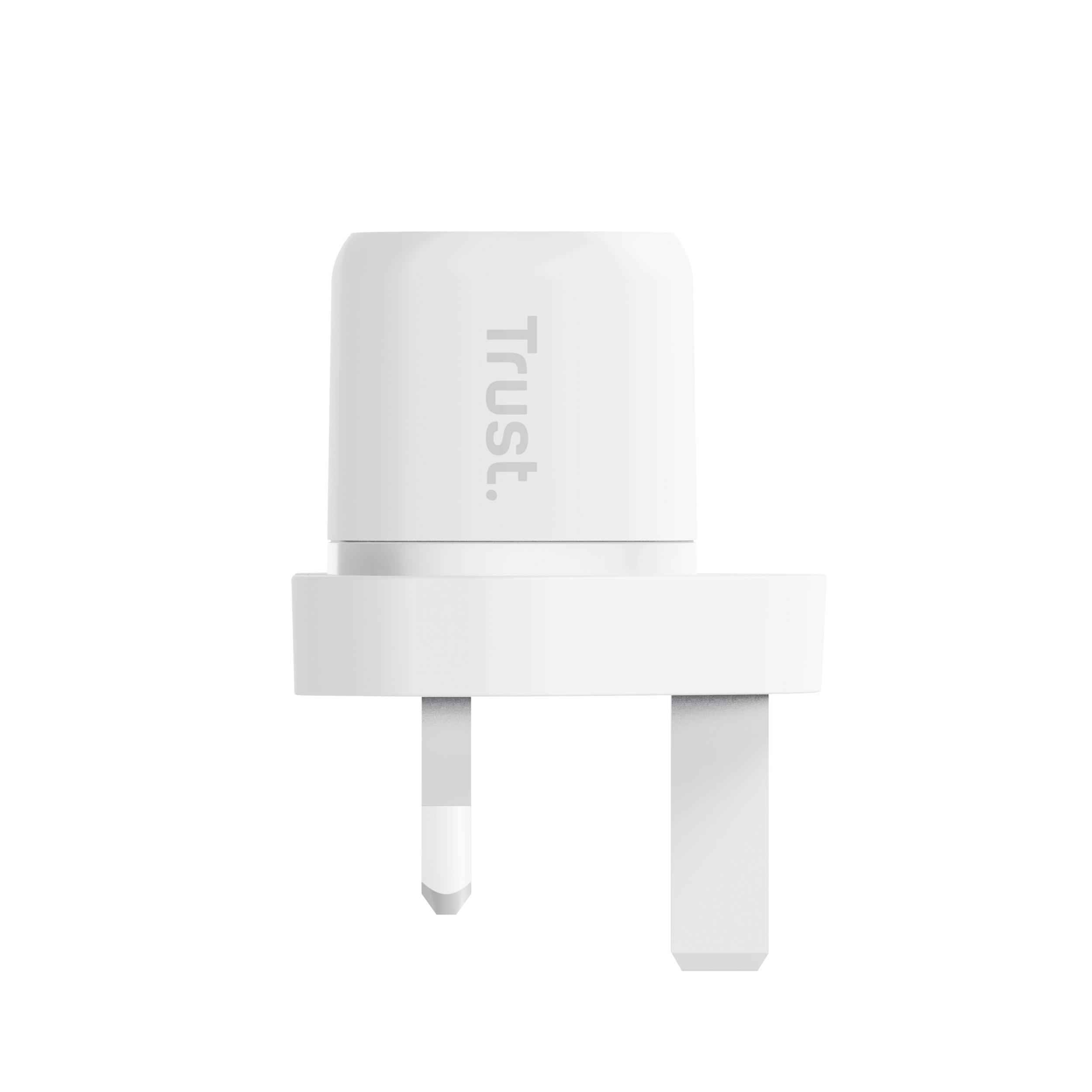Trust Maxo Universal White AC Indoor | In Stock | Quzo UK