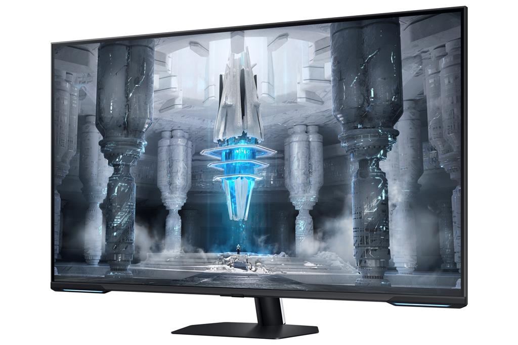 Samsung 43" Odyssey G70C - Image 5