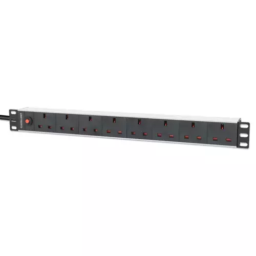 Intellinet 19" 1U PDU 7-way UK Overload Protection Rackmount Power Distribution Unit UK 3-pin outlets 3m power cord output